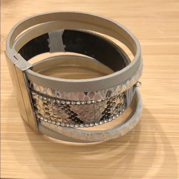 Multiband bracelet - Picture 3 of 4